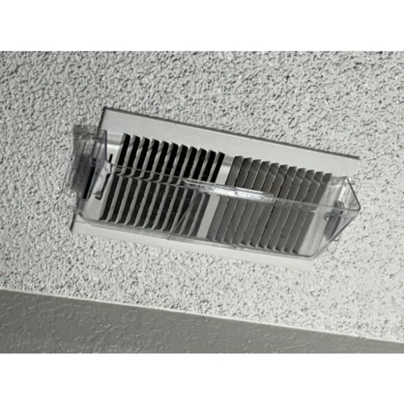 Adjustable Magnetic Air Vent Deflector for Sidewall AC Ceiling - Picture 1 of 1